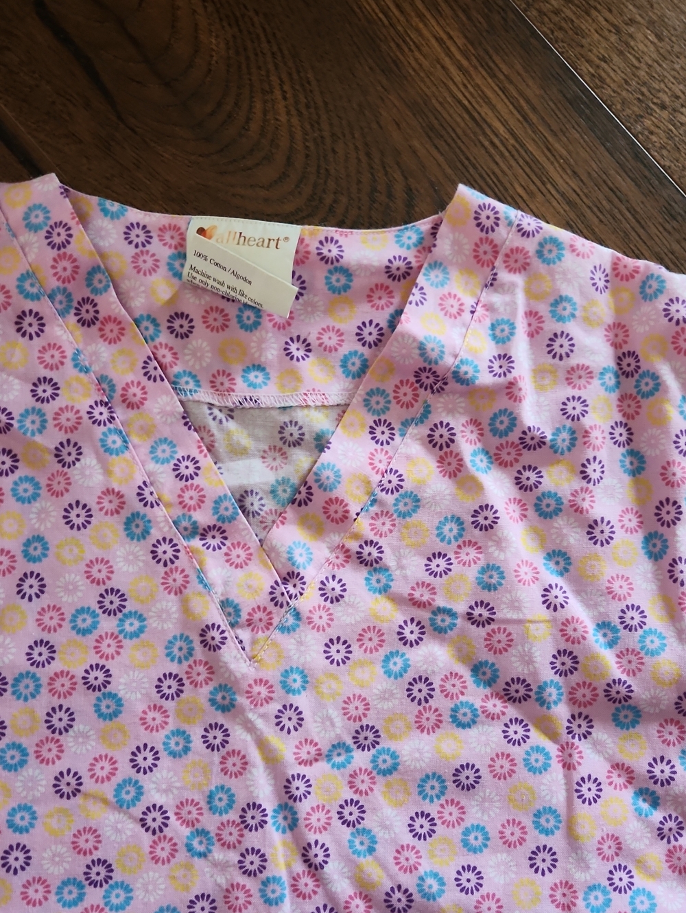 Allheart Scrub Top - Picture 5 of 5